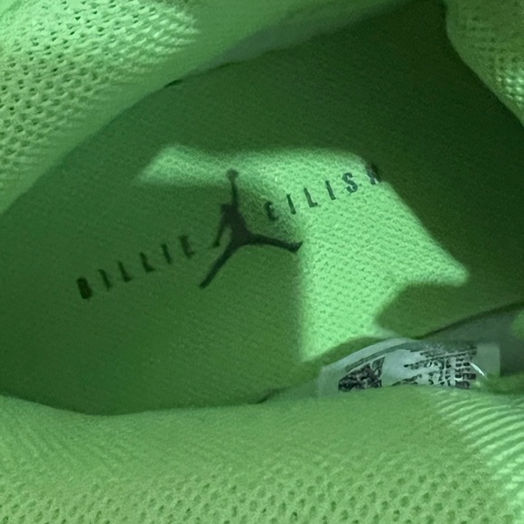 Jordan 1 x Billie Eilish - Picture 4 of 5